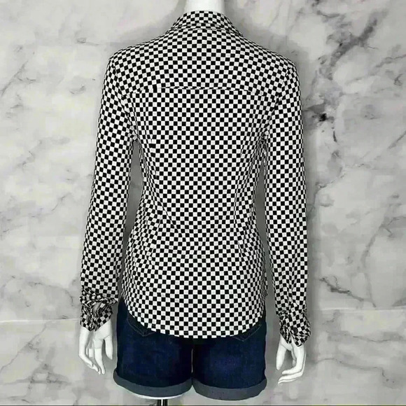 Carmen Marc Valvo Checkered Button down Blouse - Picture 4 of 11